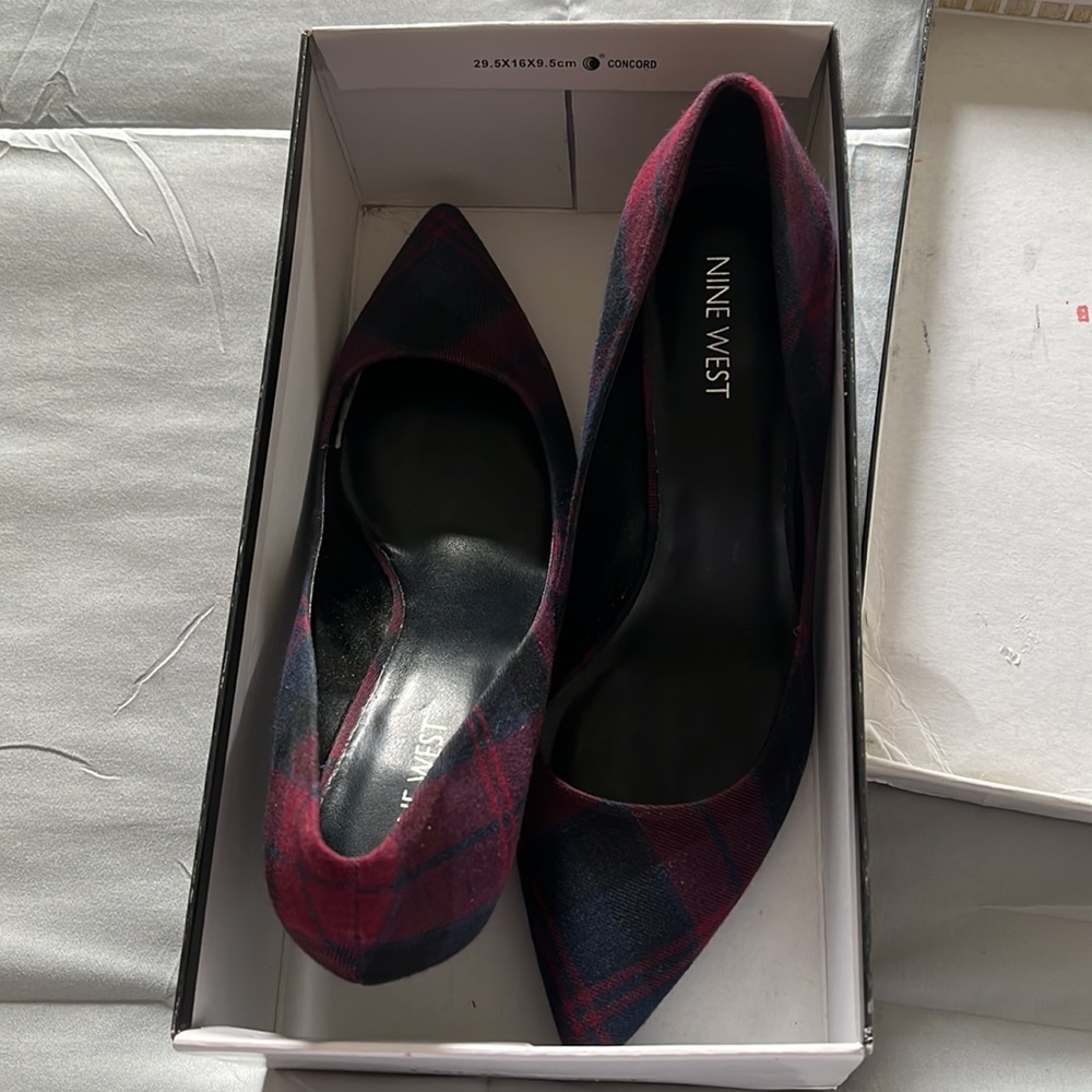 Nine west shoes great condition - Picture 6 of 7